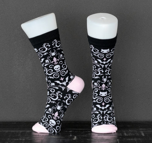 Women's Over The Knee Socks - Spooky Skull Striped Halloween Goth Style