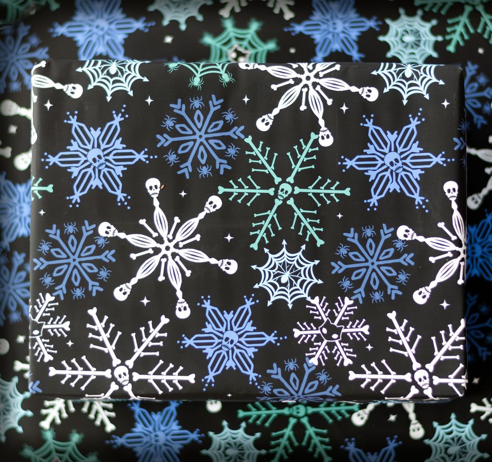  Skull Snowflake Skeleton Christmas Wrapping Paper
