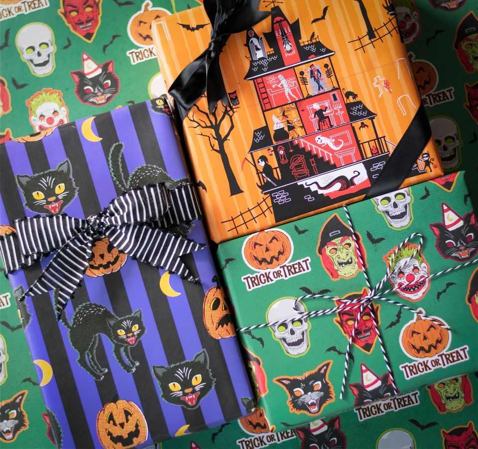 Vintage Halloween Spooky Gift Wrap